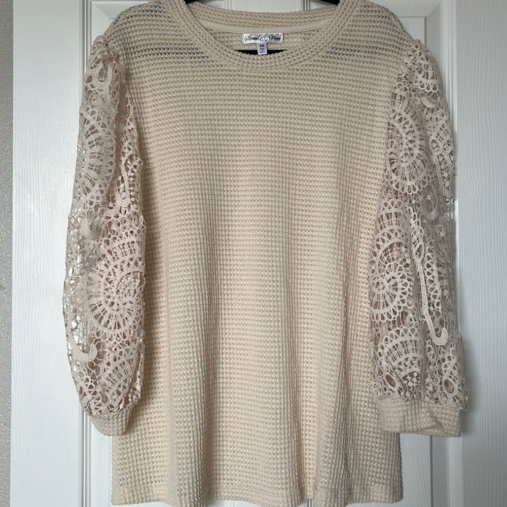 Stem & Vine Top